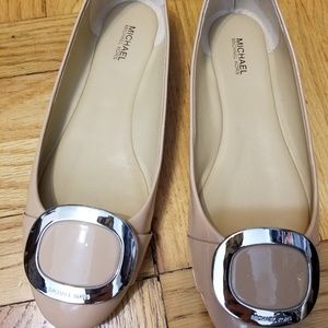 Micheal Kors flats